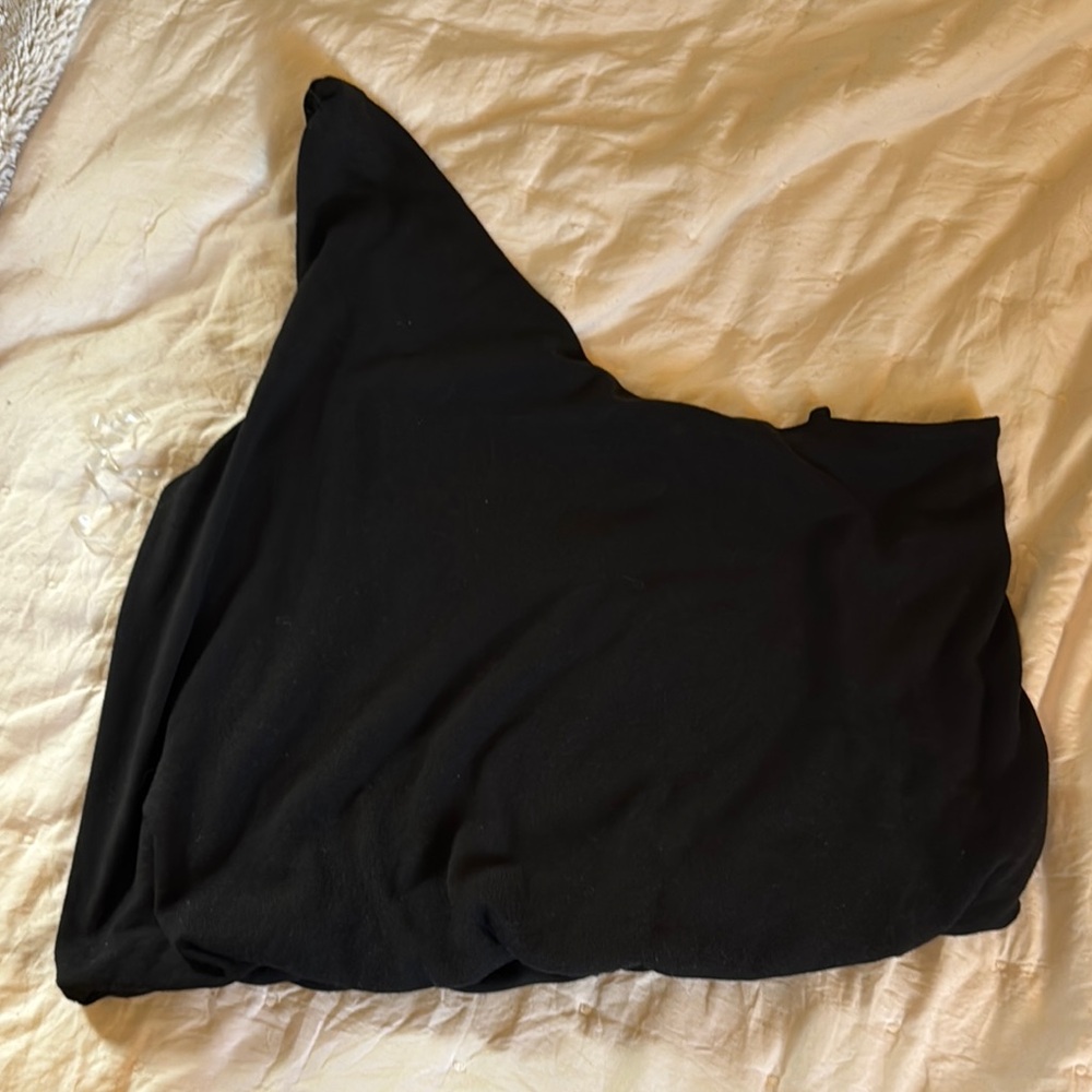 Versona Classic Black Knit Top